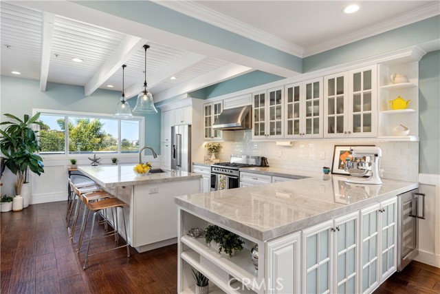 523 Juanita Avenue, Redondo Beach, California 90277, 5 Bedrooms Bedrooms, ,2 BathroomsBathrooms,Residential,Sold,Juanita,SB22083866