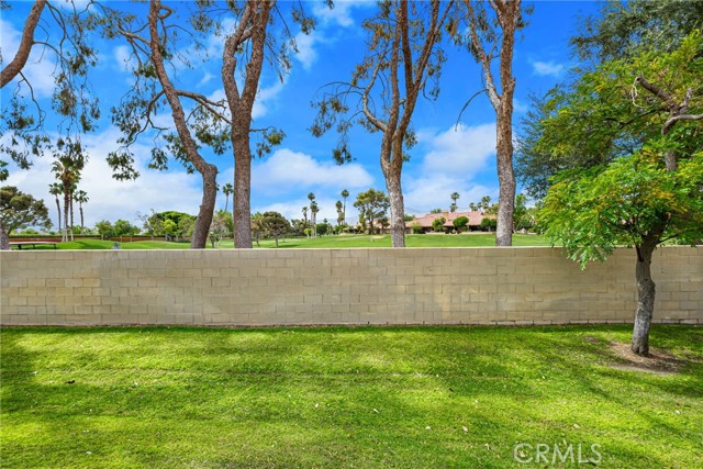 40900 Breezy Pass #D, Palm Desert, CA 92211