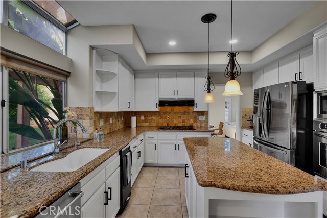 Detail Gallery Image 32 of 40 For 39990 Gibraltar Dr, Murrieta,  CA 92562 - 5 Beds | 3 Baths