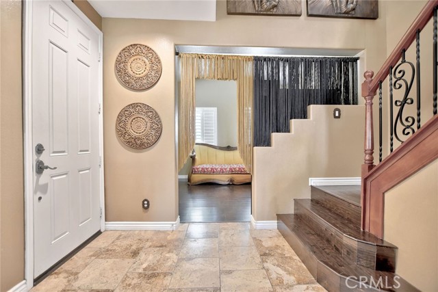 Detail Gallery Image 14 of 41 For 3107 San Luis Dr, Lancaster,  CA 93535 - 5 Beds | 3/1 Baths