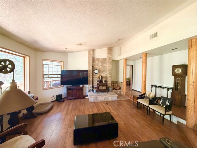 Detail Gallery Image 7 of 25 For 39503 Prospect, Forest Falls,  CA 92339 - 4 Beds | 3/1 Baths