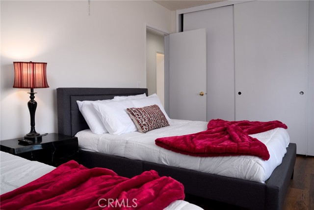 Detail Gallery Image 36 of 70 For 10660 Melvin Ave, Porter Ranch,  CA 91326 - 5 Beds | 3/1 Baths