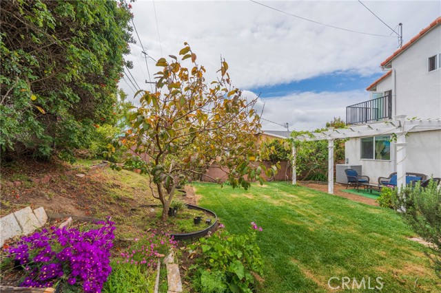 21514 Ellinwood Drive, Torrance CA: https://media.crmls.org/medias/3ca055f8-c33e-45f3-8479-614e9fb7500e.jpg