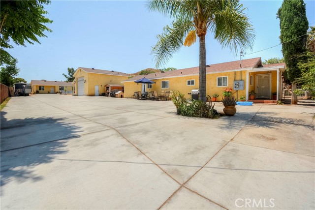 4320 Ambs Drive, Riverside, California 92505, 6 Bedrooms Bedrooms, ,4 BathroomsBathrooms,Single Family Residence,For Sale,Ambs,CV24153844