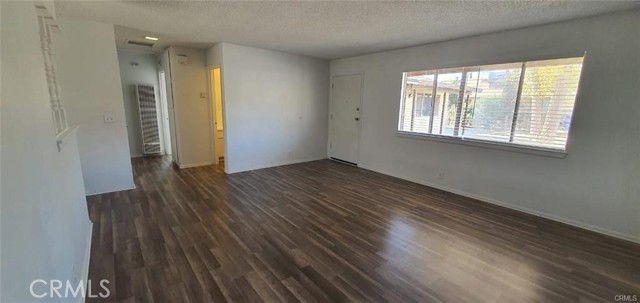 20221 Zuni Road, Apple Valley CA: https://media.crmls.org/medias/3ca0ea5a-2e3e-4d2a-84bb-b363582ca8f8.jpg