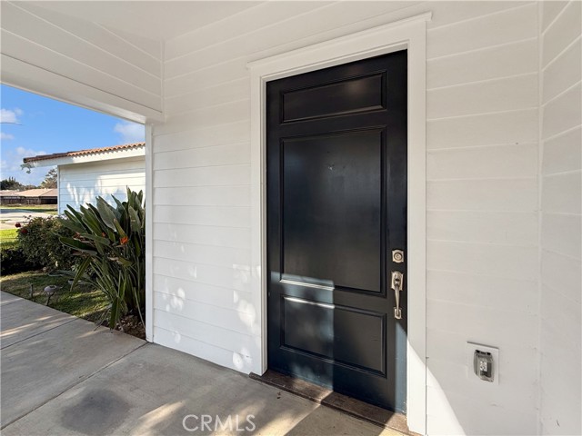 Detail Gallery Image 4 of 34 For 6418 Ringsdale Ct, Bakersfield,  CA 93313 - 3 Beds | 2/1 Baths