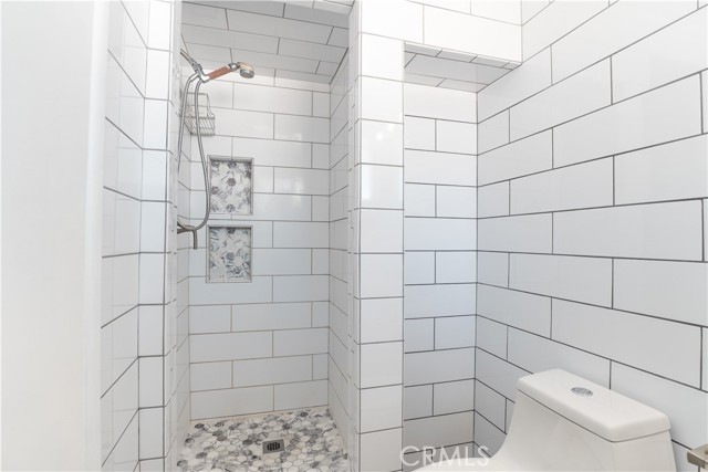 4552 La Deney Street, Montclair CA: https://media.crmls.org/medias/3ca32eff-c085-4d8f-9bc8-c7fa2328f0dd.jpg