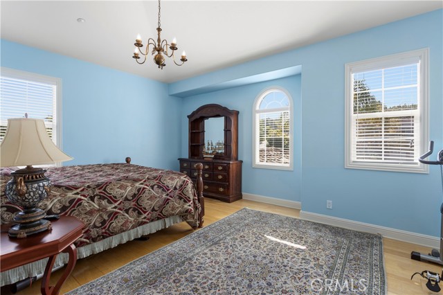 Detail Gallery Image 34 of 48 For 2493 Woodcreek, Camarillo,  CA 93012 - 5 Beds | 5/1 Baths