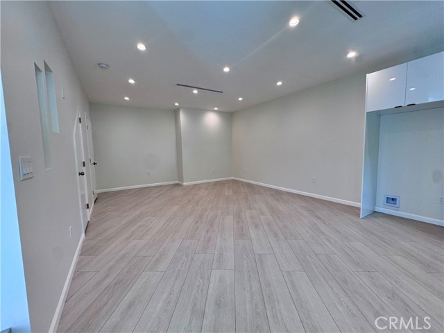 Detail Gallery Image 6 of 31 For 10787 Las Lunitas Ave, Tujunga,  CA 91042 - 2 Beds | 2 Baths