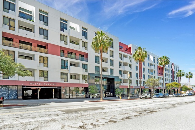Detail Gallery Image 1 of 44 For 1234 Wilshire Bld #527,  Los Angeles,  CA 90017 - 1 Beds | 2 Baths