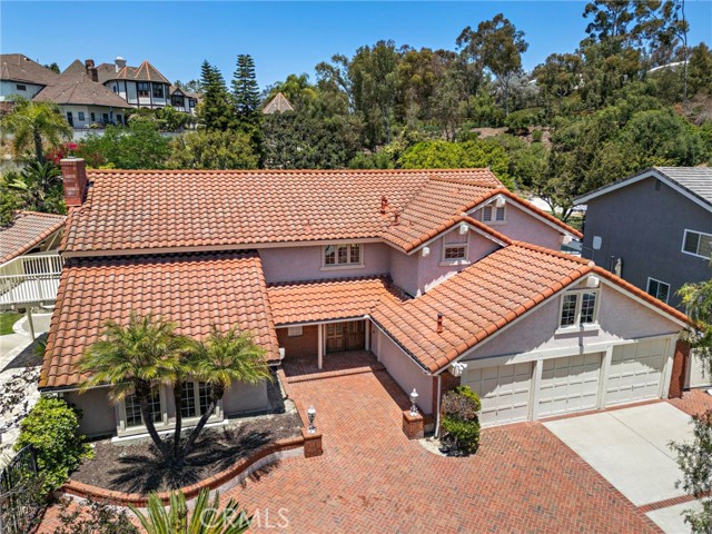 26021 Flintlock Ln, Laguna Hills CA: https://media.crmls.org/medias/3ca3fced-f6a6-4718-9076-40e437d71eb2.jpg