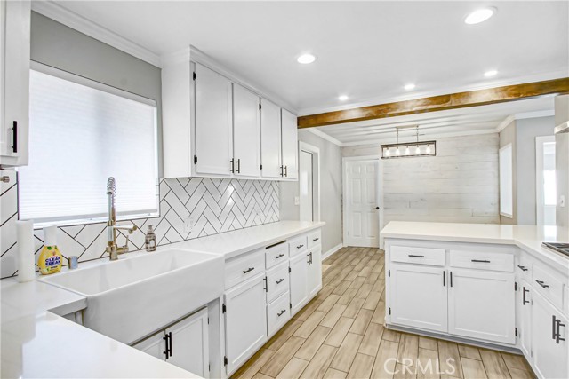 Detail Gallery Image 14 of 26 For 35597 Velardo, Yucaipa,  CA 92399 - 3 Beds | 2 Baths