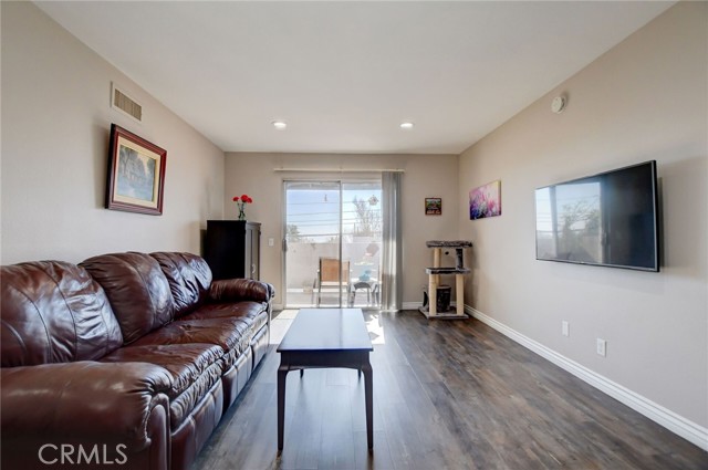 8990 19th Street, Rancho Cucamonga CA: https://media.crmls.org/medias/3ca4bb0c-3fc8-41eb-83f7-421c2891af03.jpg