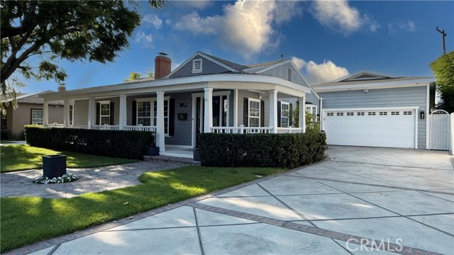 917 W Alberta Street, Anaheim CA: https://media.crmls.org/medias/3ca50f56-b700-49ee-8f51-eeb5bc27fab8.jpg