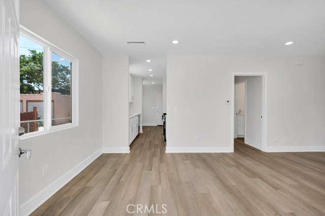 1234 W 89th Street, Los Angeles CA: https://media.crmls.org/medias/3ca54a17-76af-45a9-ae1b-35b9ca865df5.jpg