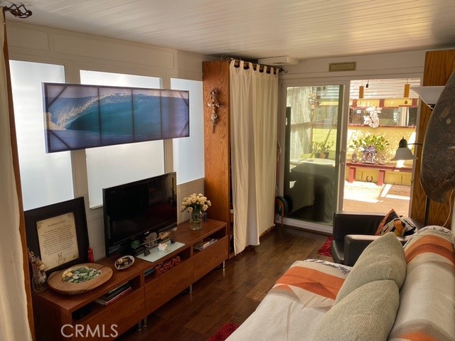Detail Gallery Image 8 of 39 For 28128 Pacific Coast Hwy #17,  Malibu,  CA 90265 - 1 Beds | 1 Baths