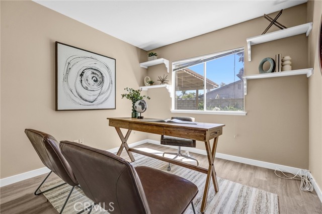 Detail Gallery Image 9 of 31 For 25402 via Jardin, Valencia,  CA 91355 - 4 Beds | 2 Baths