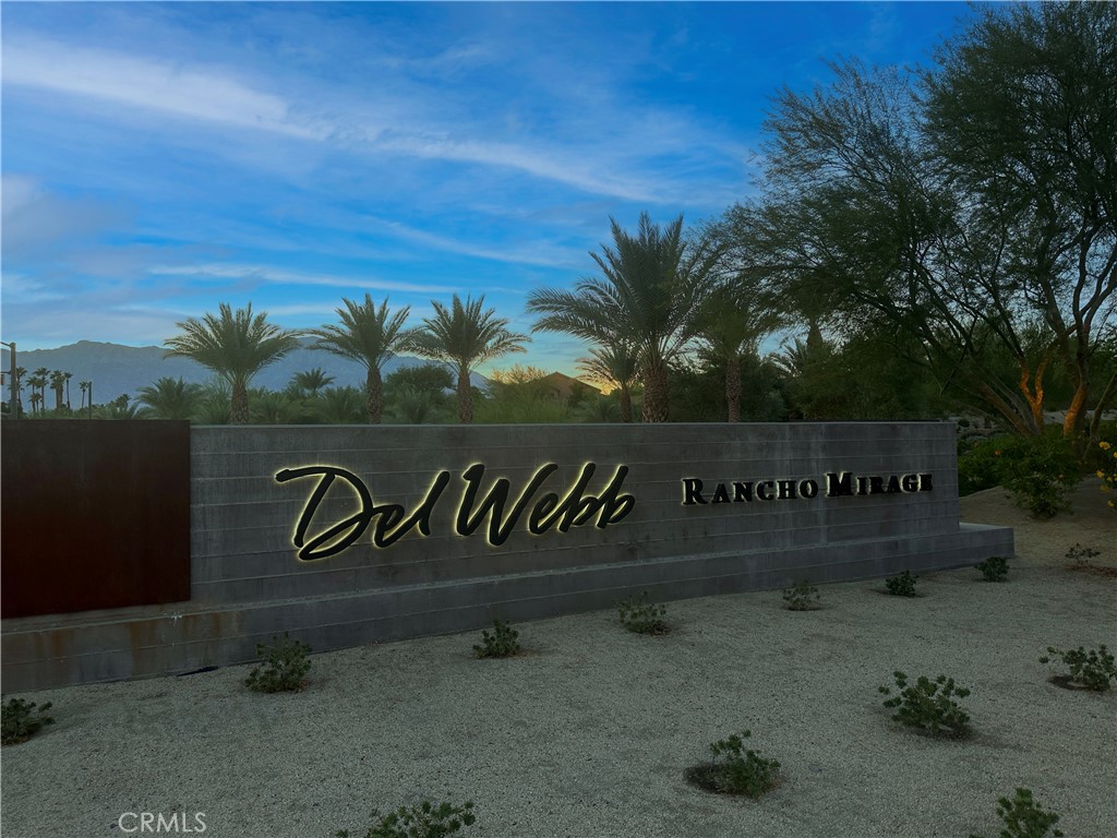 MLS #OC25201228 image #33