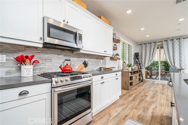 3143 E Painted Crescent Street, Ontario CA: https://media.crmls.org/medias/3ca6dcea-1ca8-4add-aeda-031436bca653.jpg