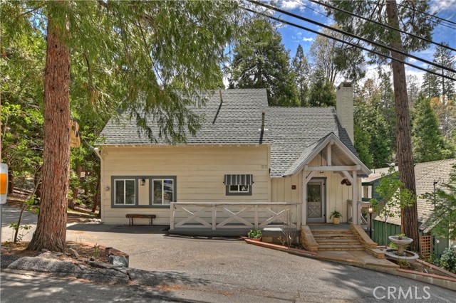 Detail Gallery Image 1 of 1 For 147 Marshall Rd, Lake Arrowhead,  CA 92352 - 3 Beds | 2 Baths