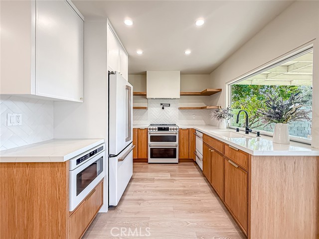 Detail Gallery Image 12 of 42 For 896 Bright Star St, Thousand Oaks,  CA 91360 - 4 Beds | 2 Baths