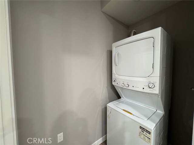 Detail Gallery Image 14 of 23 For 623 N Normandie Ave, Los Angeles,  CA 90004 - 4 Beds | 4 Baths