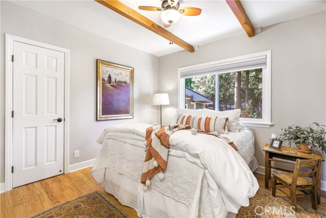 Detail Gallery Image 20 of 43 For 405 Brentwood Dr, Lake Arrowhead,  CA 92352 - 4 Beds | 2 Baths