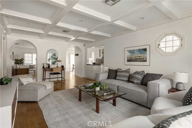 Detail Gallery Image 7 of 34 For 4312 Klump, Studio City,  CA 91602 - 3 Beds | 2 Baths