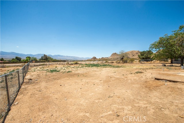 Detail Gallery Image 30 of 37 For 16104 Stagecoach Ave, Palmdale,  CA 93591 - 3 Beds | 2 Baths