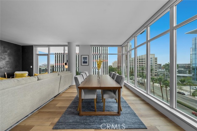 400 W Ocean Boulevard, Long Beach CA: https://media.crmls.org/medias/3caa1eb6-fbde-408a-955f-780b201c240e.jpg