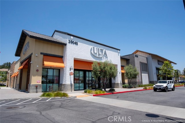 Detail Gallery Image 58 of 65 For 20552 Edgewood Ct, Chatsworth,  CA 91311 - 5 Beds | 5/1 Baths