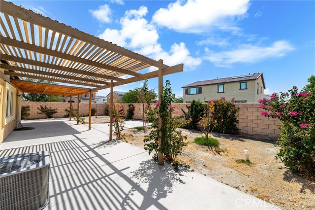 84457 Raphael Way, Coachella CA: https://media.crmls.org/medias/3cacfcd5-edef-4fc8-b9cc-e80ce538ea52.jpg