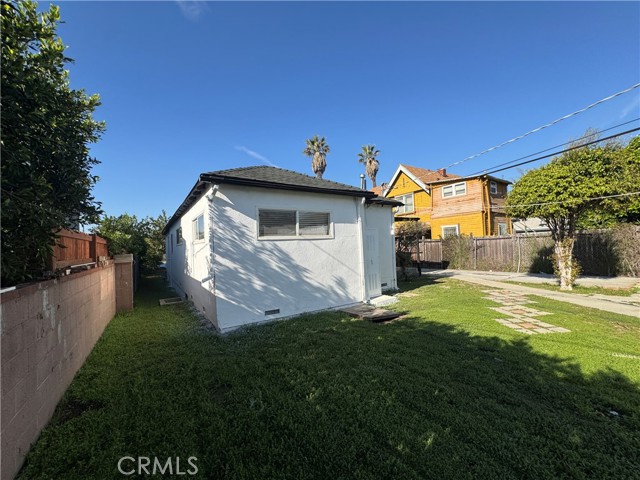 Detail Gallery Image 39 of 39 For 2916 Halldale, Los Angeles,  CA 90018 - 3 Beds | 2 Baths