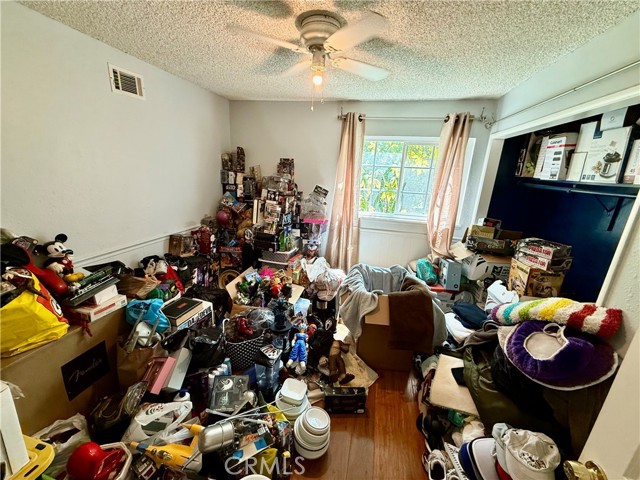 Detail Gallery Image 18 of 34 For 19107 Lyle Ave, Corona,  CA 92881 - 3 Beds | 2 Baths