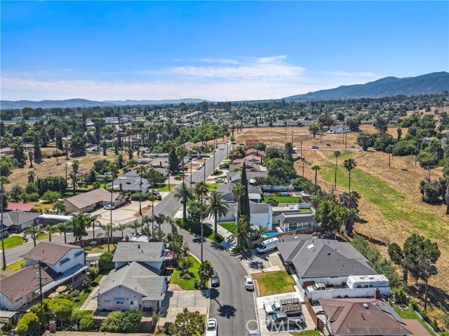 Detail Gallery Image 8 of 37 For 1971 Oakland Hills Dr, Corona,  CA 92882 - 4 Beds | 2 Baths