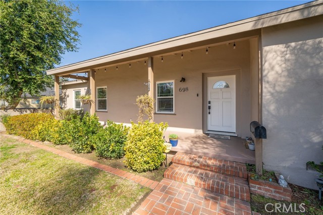 698 E Lynwood Drive, San Bernardino, CA, 92404 698 E Lynwood Drive, San Bernardino, CA, 92404