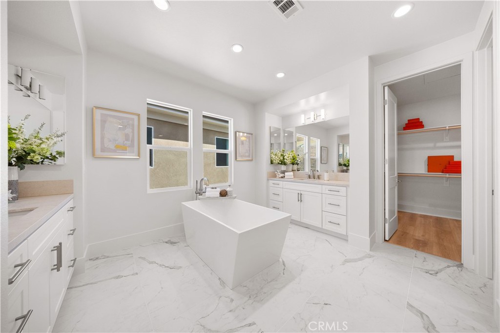 MLS #WS25248928 image #27