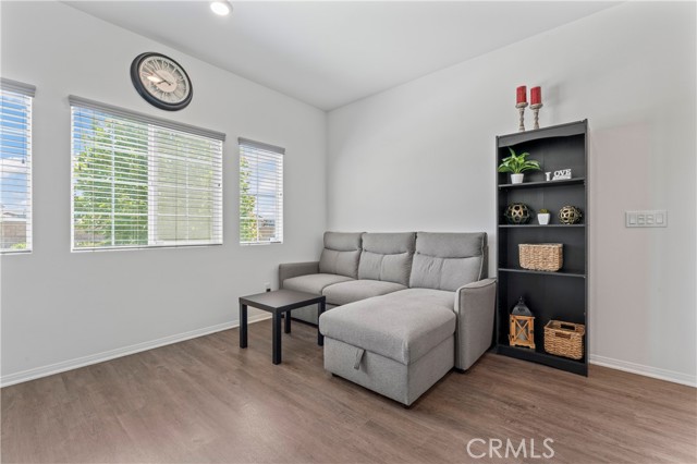 Detail Gallery Image 9 of 41 For 28425 Pinon Ct, Winchester,  CA 92596 - 4 Beds | 3 Baths