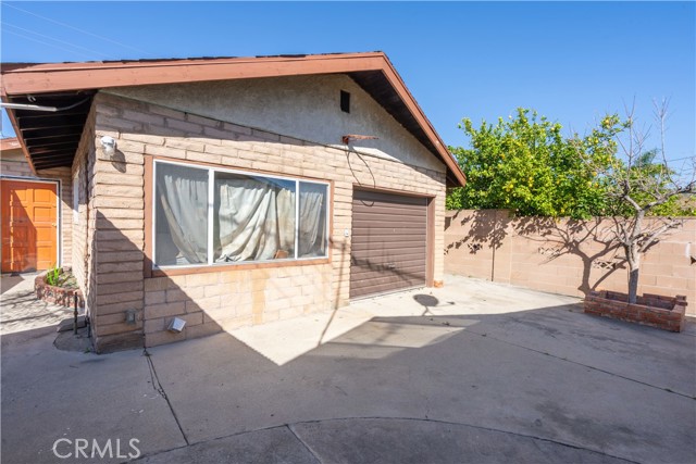 Detail Gallery Image 9 of 39 For 10817 Cantara St, Sun Valley,  CA 91352 - 2 Beds | 1 Baths