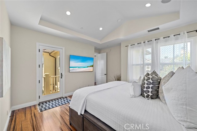 Detail Gallery Image 33 of 64 For 17272 Tidalridge Ln, Huntington Beach,  CA 92649 - 4 Beds | 2/1 Baths