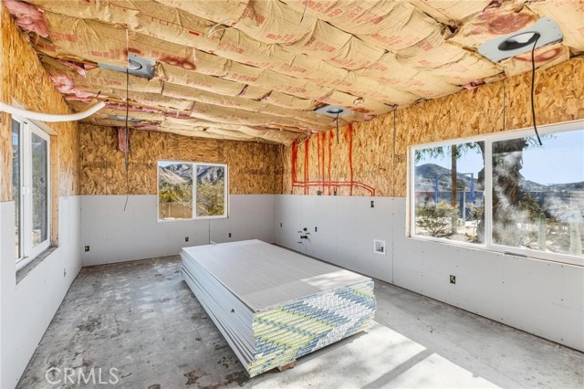 Detail Gallery Image 33 of 64 For 9016 Rose Eden Dr, Morongo Valley,  CA 92256 - 3 Beds | 3 Baths