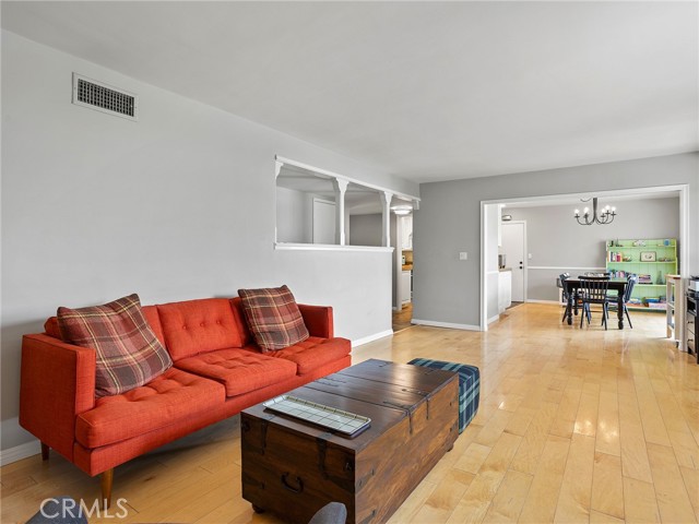 Detail Gallery Image 18 of 51 For 9710 Lubao Ave, Chatsworth,  CA 91311 - 3 Beds | 2 Baths