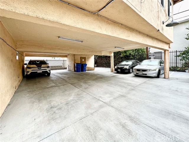 Detail Gallery Image 18 of 18 For 1944 S Marvin Ave #4,  Los Angeles,  CA 90016 - 2 Beds | 1 Baths