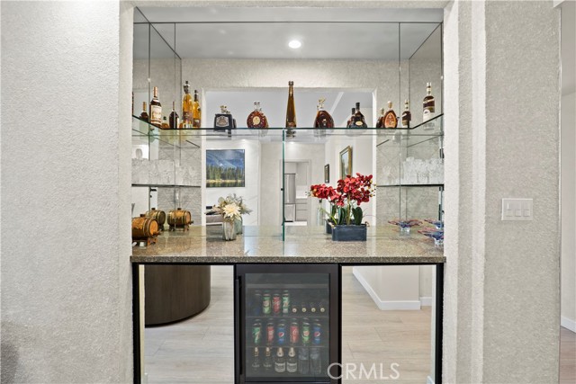 Detail Gallery Image 4 of 65 For 1422 N Central Ave #8,  Glendale,  CA 91202 - 3 Beds | 2 Baths