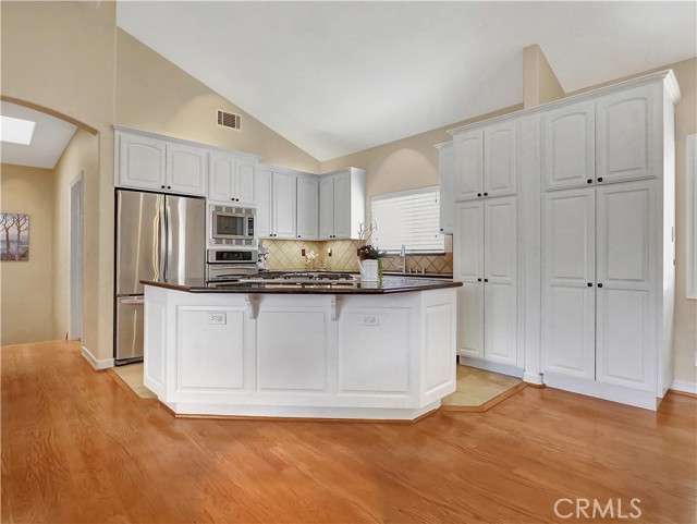 2604 Voorhees Avenue, Redondo Beach, California 90278, 4 Bedrooms Bedrooms, ,2 BathroomsBathrooms,Residential,Sold,Voorhees,PV22133331