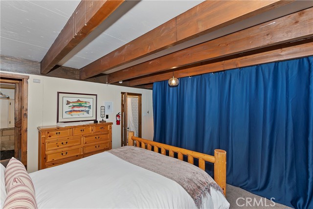 Detail Gallery Image 30 of 44 For 28410 Larchmont Ln, Lake Arrowhead,  CA 92352 - 3 Beds | 2 Baths