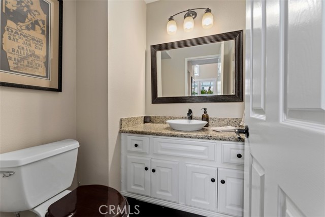 Detail Gallery Image 10 of 36 For 1 Port St, Laguna Niguel,  CA 92677 - 2 Beds | 2/1 Baths