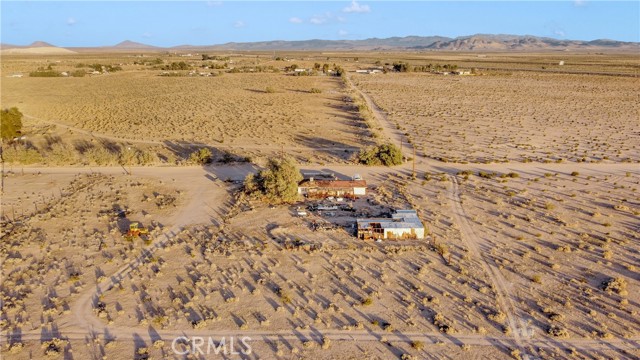 Detail Gallery Image 8 of 10 For 38920 Kathy Ln, Newberry Springs,  CA 92365 - 2 Beds | 1 Baths