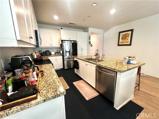 2421 Via Alicante, Corona CA: https://media.crmls.org/medias/3cb4db00-b609-4524-85d2-7c8b41d7ed28.jpg