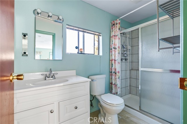 Detail Gallery Image 56 of 73 For 2755 W Avenue N, Palmdale,  CA 93551 - 5 Beds | 3/1 Baths